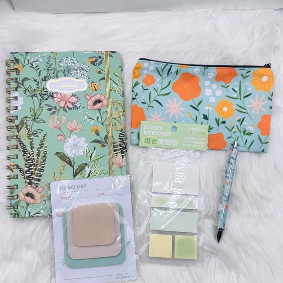 The Notebook Hardcover Floral Stationary Set Green Floral Theme - Picture 4 of 7